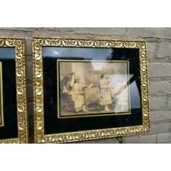 Brocante antiek foto familieportret in gouden houten lijst v