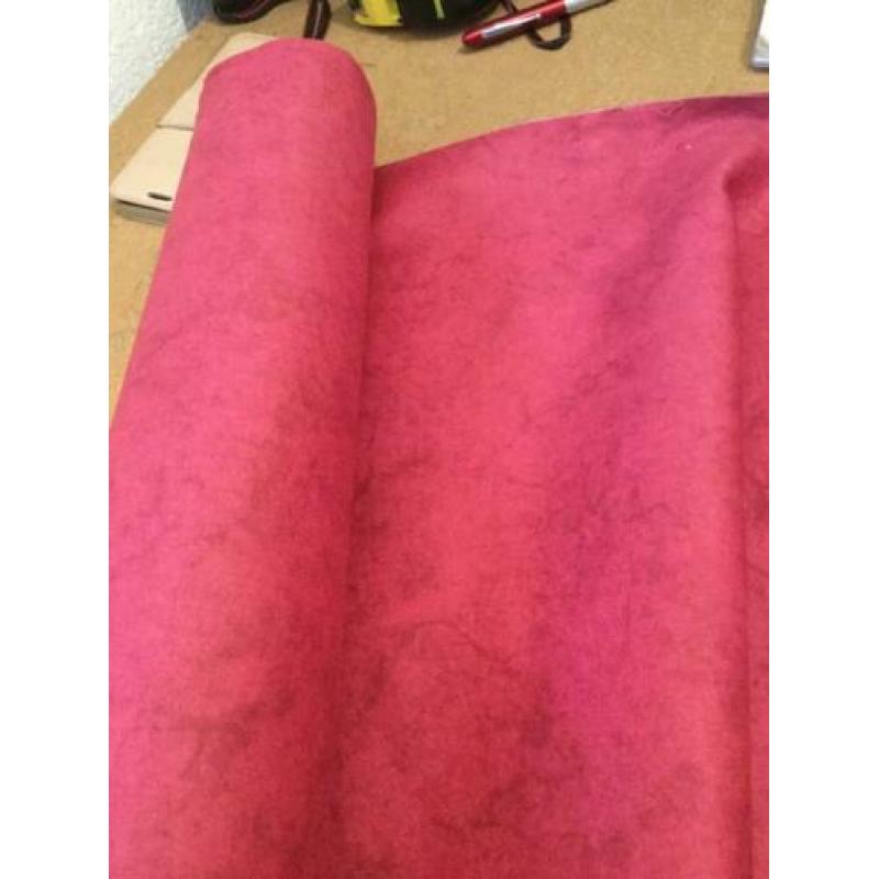 Stof katoen fuchsia roze nieuw van rol 1 meter 40 breed