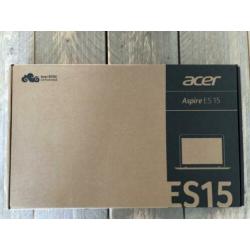 Acer Aspire ES 15 + draadloze muis z.g.a.n.