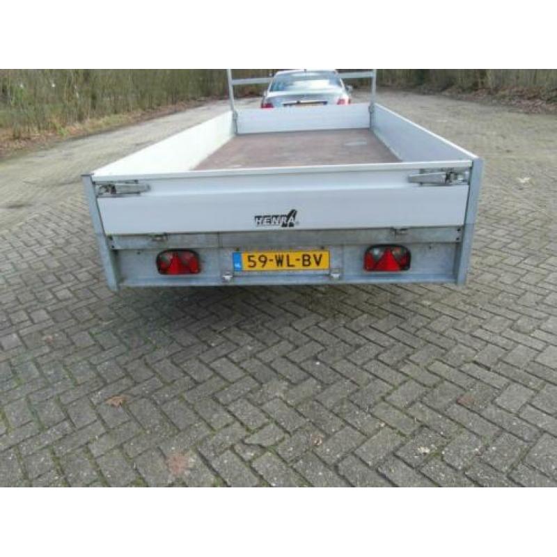 nette plateauwagen ( HENRA) 400x190x30 b.j.2014 2700kg