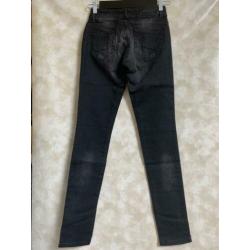 Gave nieuwe zwarte Sensation jeans (Maat 26/32)
