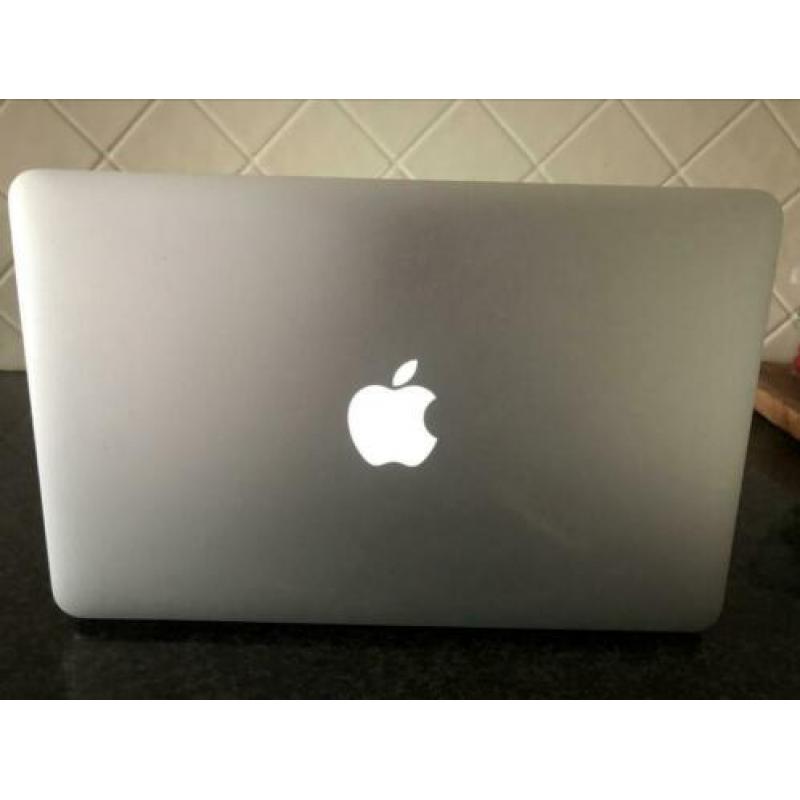 MacBook Air 11,6-inch Te koop