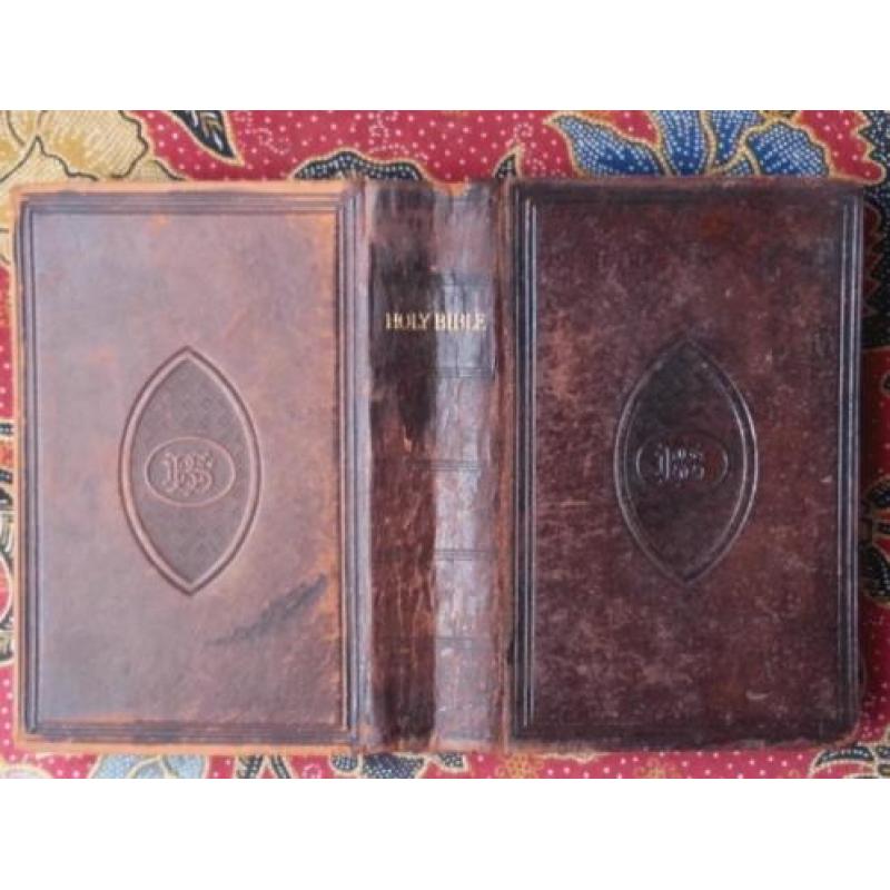 Mooie originele antieke bijbel uit Engeland uit 1886.