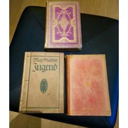 Antieke boeken 3 stuks (1867, 1909 en 1920)