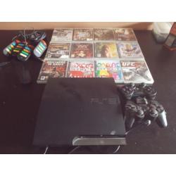 PlayStation 3 inclusief 12 spellen en 2 controllers
